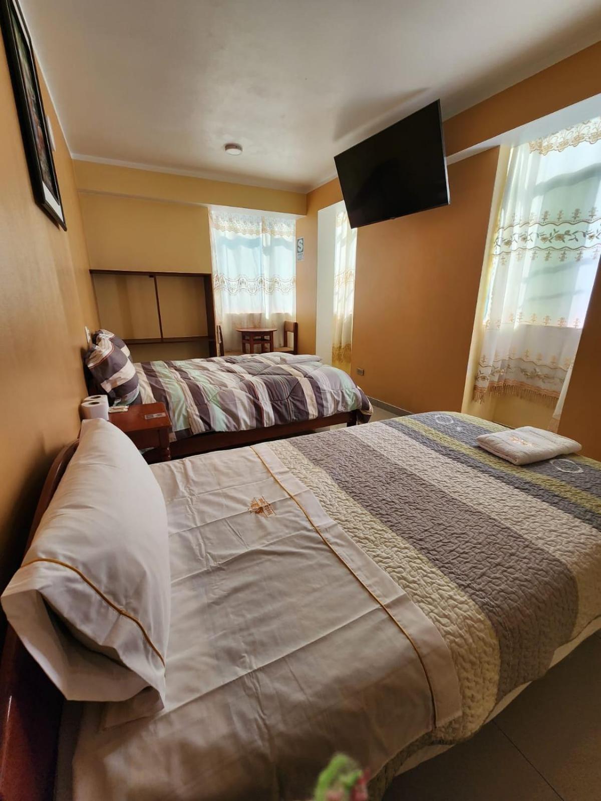 Hostal Capac Ayacucho Exteriör bild