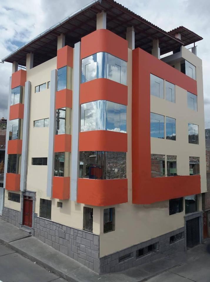 Hostal Capac Ayacucho Exteriör bild